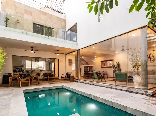 Luxury Home | Heated Pool 31°C | 24/7 Security - Image 1