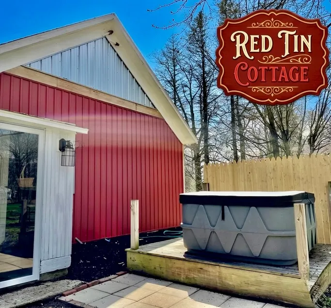 Hot tub! Red Tin Cottage of Harbor Country! - Image 1