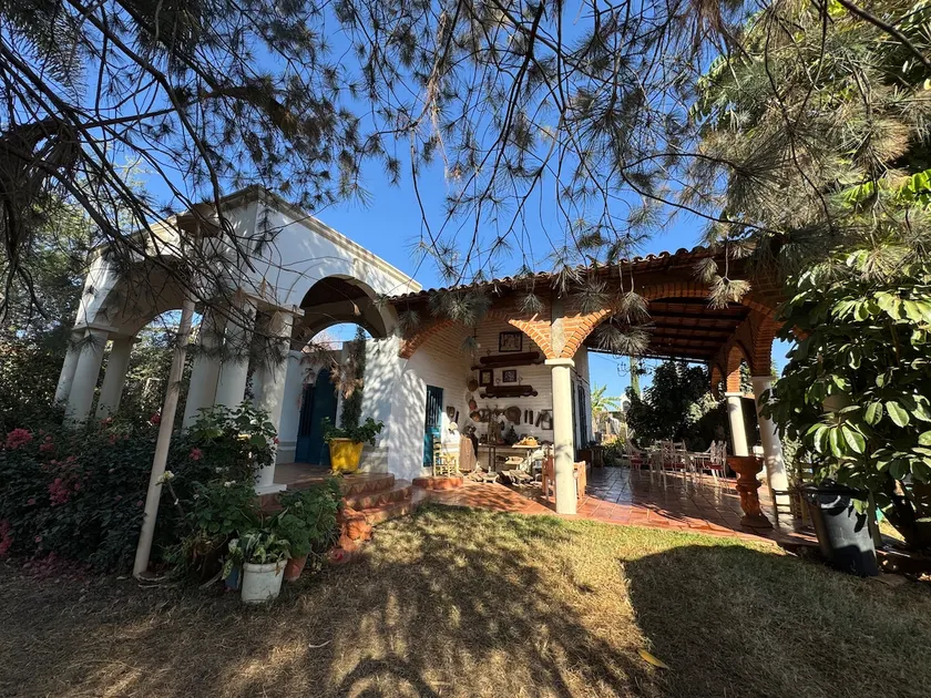 Estefany Carolina Country House - Image 1
