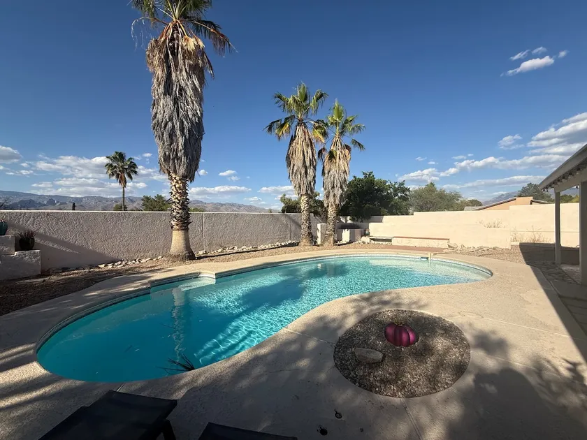 Modern Sun Soaked Sonoran Home! - Image 1