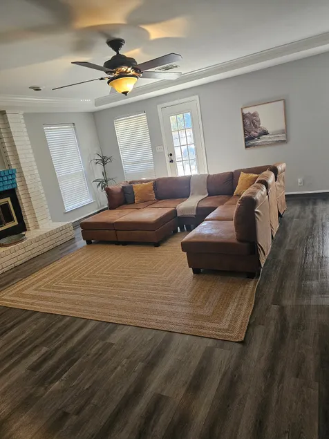 Updated 4BR Near AT&T Stadium • Sleeps 8 - Image 1