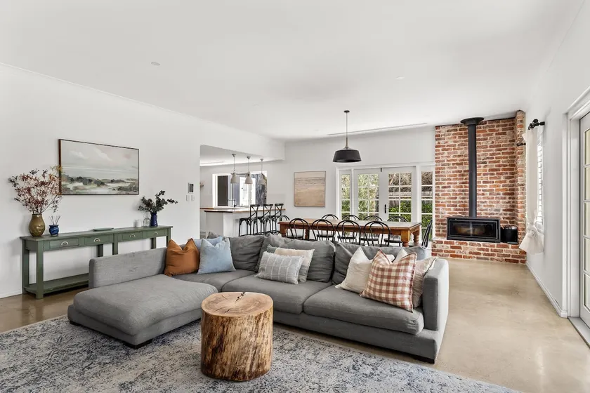 Drift House - Charming Family Retreat by the Beach - Image 1