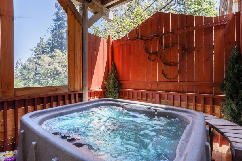 Peaceful Mountain Retreat - Image 1
