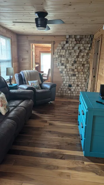 Knotty But Nice Cabin at Oneida Lake - Image 1