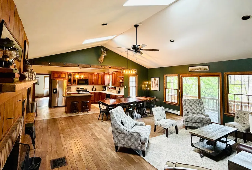 Hidden River Lodge at Hawk Mountain - Image 1