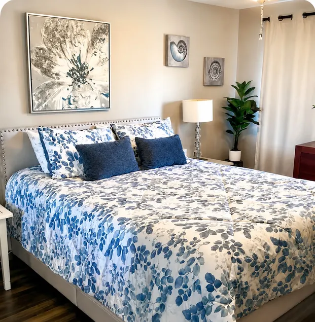 01 Coastal Hideaway 2BR Walk to Beach Sleeps 6 - Image 1