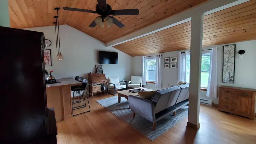 Athens Cottage - Image 1