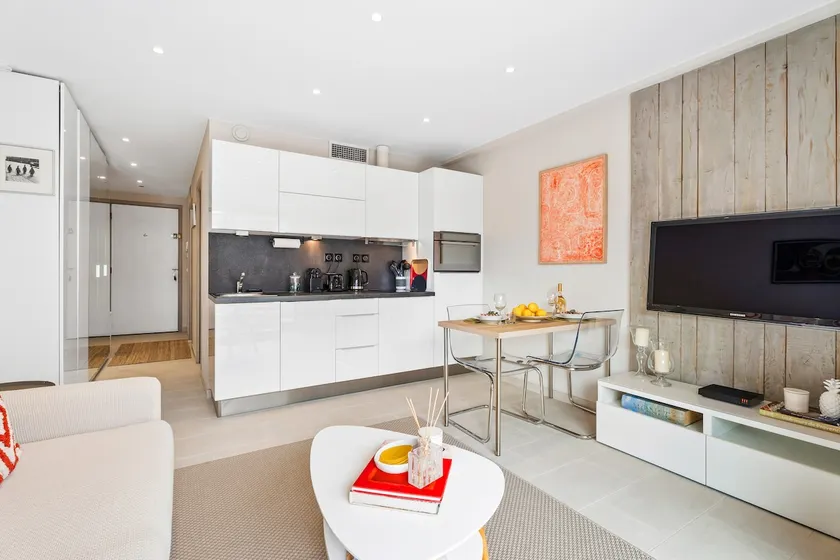 Downtown Cannes Modern 1-Br Apartment - Image 1