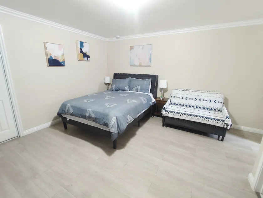 Cheerful Cozy 1 bed/1 bath private entrance unit C - Image 1