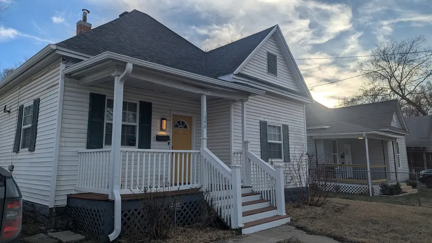 Raven's Nook-Near Downtown SGF/RT 66/MSU - Image 1
