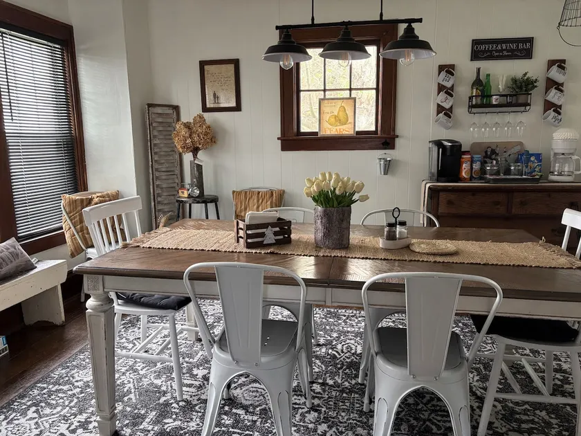 Lodge 33 - Cozy, newly renovated home in Lakewood! - Image 1