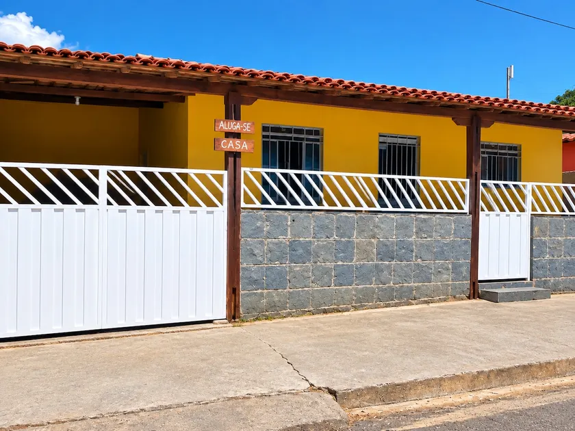 Casa Horizonte in Conselheiro Mata, MG. - Image 1