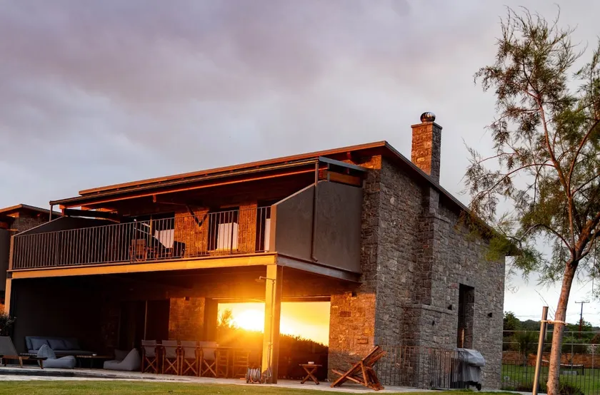Real Life Homes: Villa Thalassa - Image 1