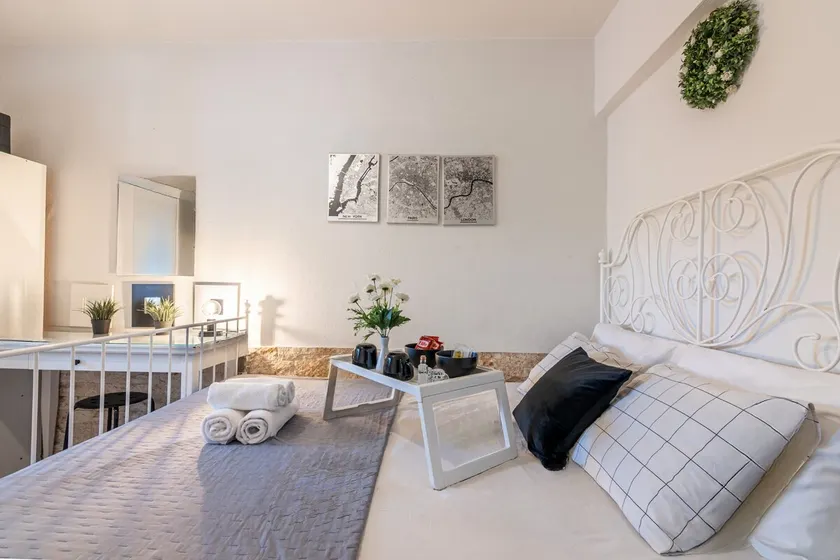 Cocomelo Apts - Image 1