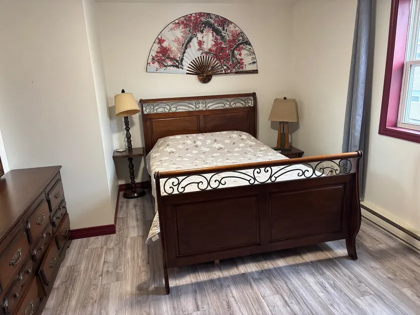 Entire rental unit (1) - Image 1