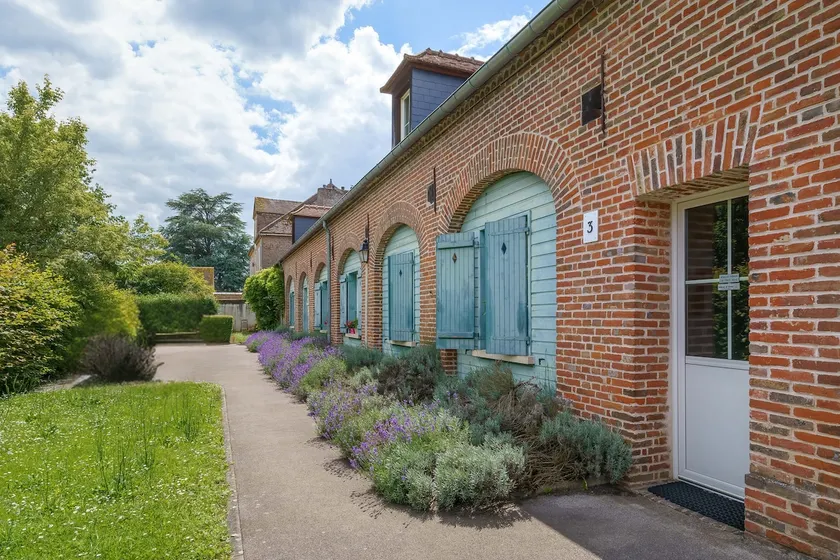 Country retreat for 4 people, 10 minutes from Compiègne - Image 1