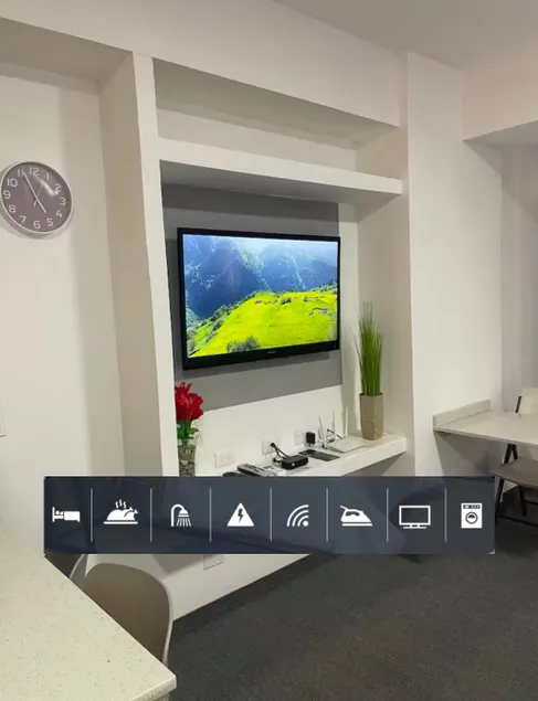 “Deluxe Apartment”, water and electricity 100% - Image 1