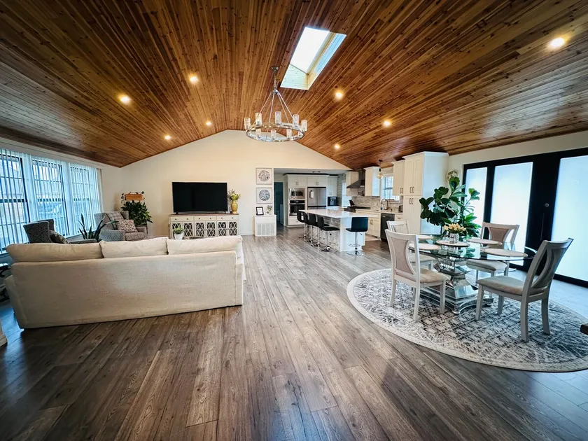 Completely renovated, all new beautiful 4 BR home. - Image 1