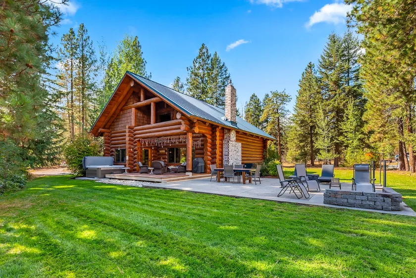 Private lodge with stunning mountain views - Image 1