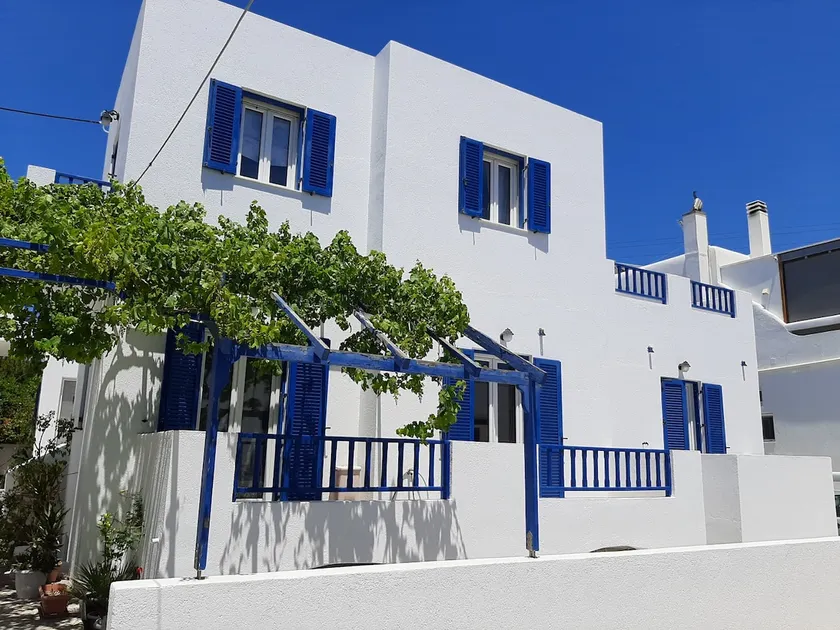 Sunshine Apartment - Image 1