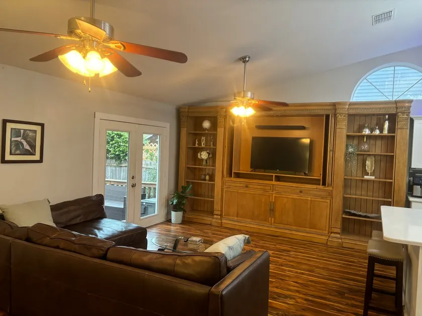 Vacation destination 4 bedroom house - Image 1