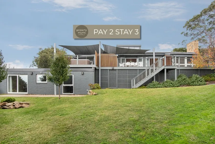 Devon Mt Martha Escape with Spa and Views - Image 1