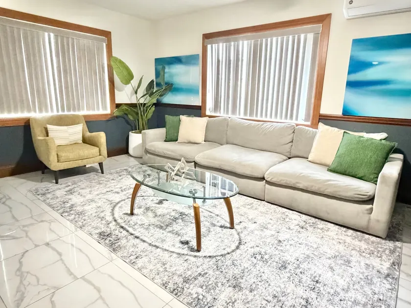 Sunny 2BR Oasis | Near Beaches, MIA & FLL - Image 1