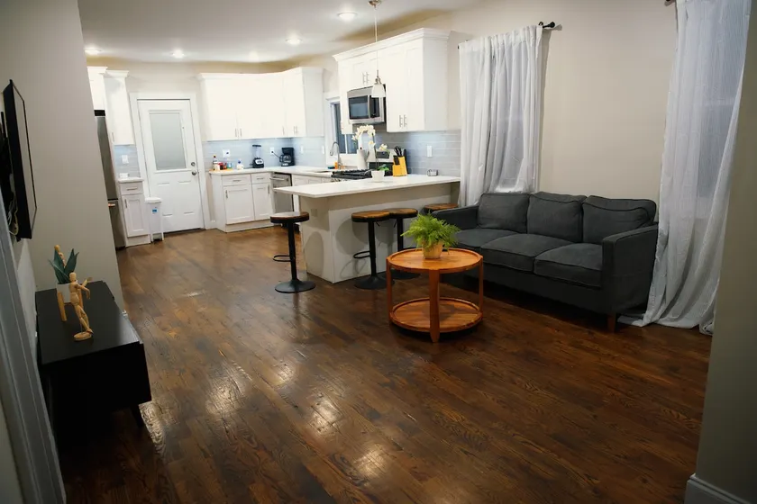 4BR Home Near NYC & EWR - Image 1