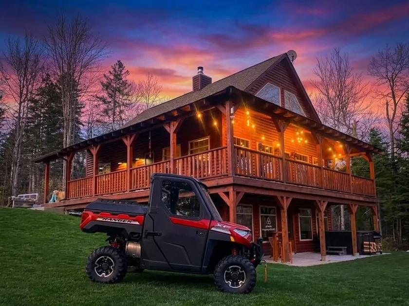 NEW Cast Away Grand Lodge... 4 - Bedroom with Hot Tub - Image 1