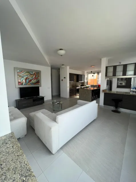 Luxury apartment a few meters from the sea - Image 1