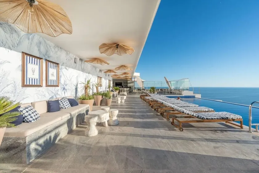 Beachfront Encantame Towers - 1 bd - Middle Tower - Image 1