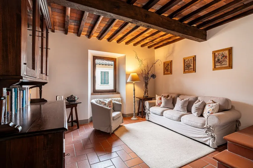 Village home with Comfort & Charm - Image 1