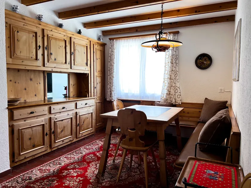 Spacious Apartment-Central Location-Stunning Views - Image 1