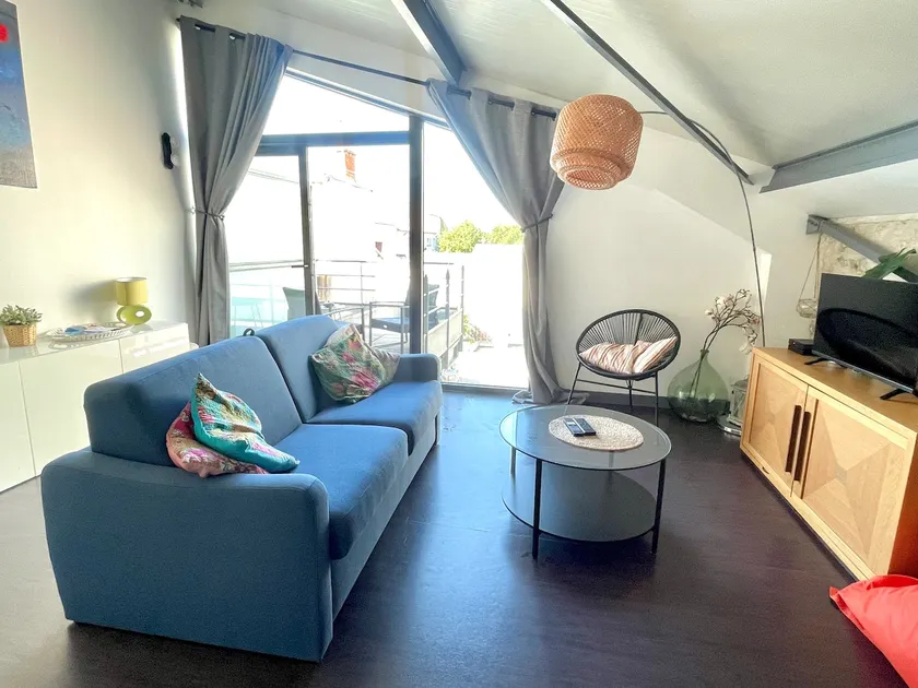 Beautiful loft-style 2-room apartment near Île de Ré - Image 1