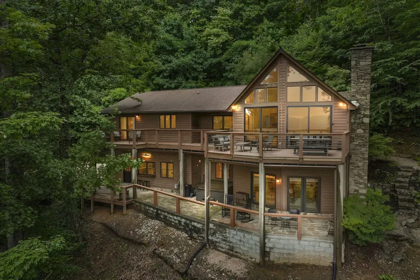 6BR Asheville Home with Hot Tub & Sauna - Image 1