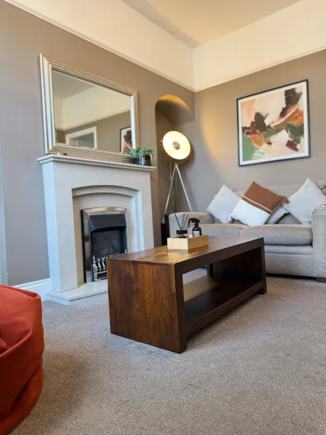 Charming York House, Sleeps 6, Walk to Centre - Image 1