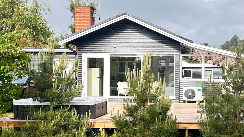 Wonderful cabin with a hot tub 350 meters from the beach - Image 1