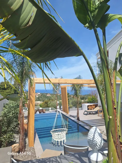 Last minute Villa with infinity pool and sea view - Image 1