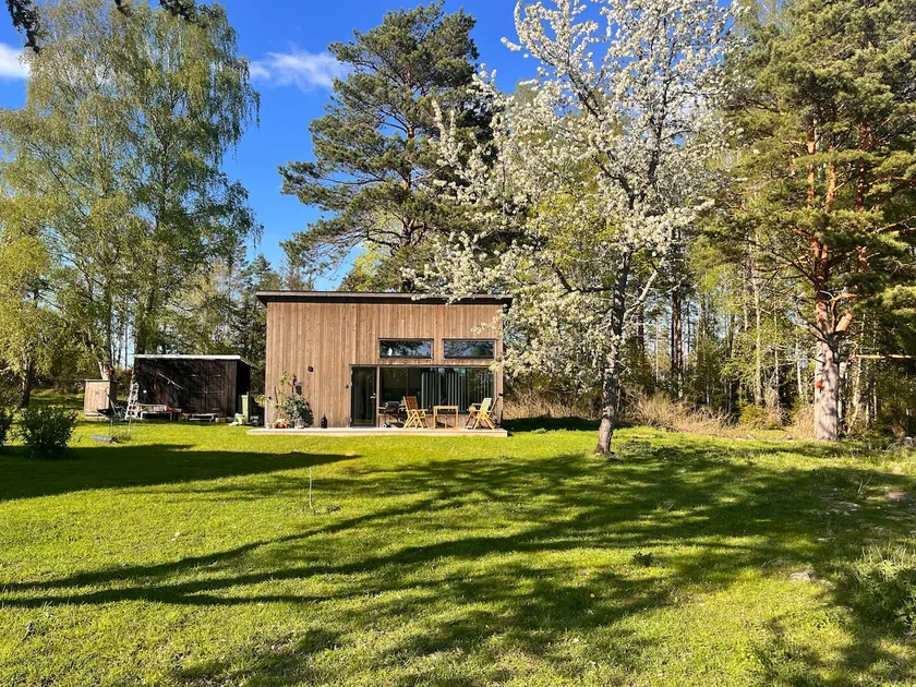 Cottage Kvarngölstorp, in the middle of nature - Image 1