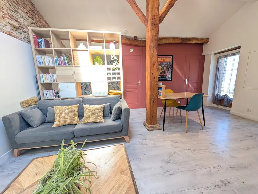 Lauragais Maisonette – garden & parking - Image 1