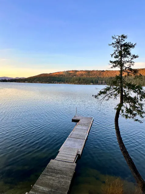 Beautiful Liberty Lake Waterfront House - Image 1