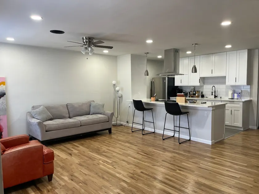 Casita Pacana | Renovated 3BR Retreat Near Airport - Image 1