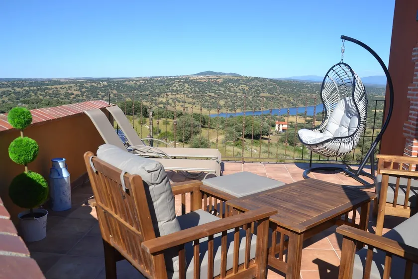 Mirador Sierra de Gredos Cottage & Spa - Image 1