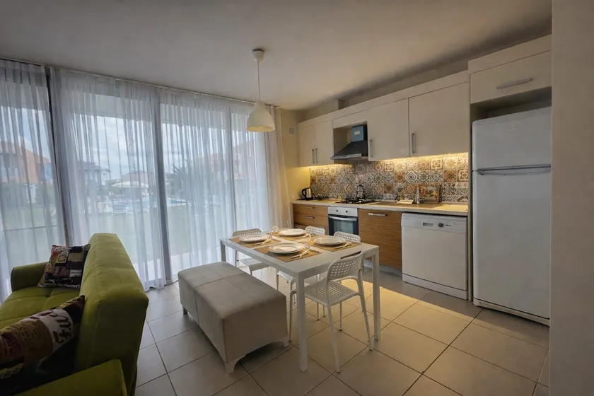 70 m2 - Garden floor, Parking lot, Barbecue allowed - Image 1