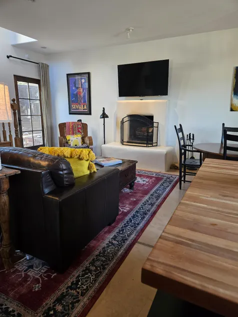 Luxe, serene casita near SF Plaza/Opera/Ski Area! - Image 1