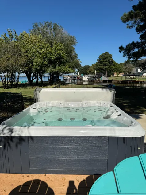 Lakefront Bliss at Cedar Creek | Fire Pit & Views - Image 1