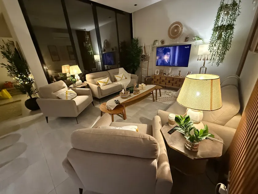 Luxurious and smart house with a terrace in Al-Nadi neighborhood, self check-in - Image 1