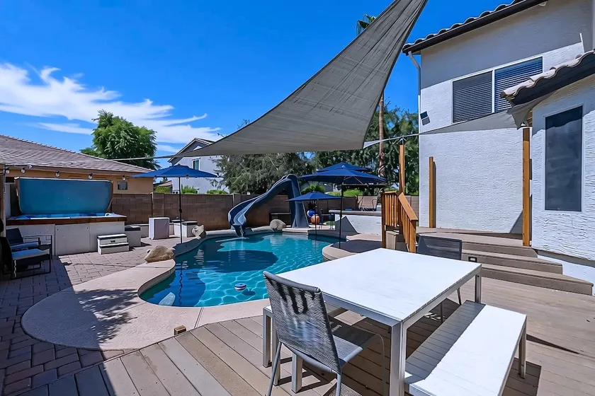 Sleeps 12~Pool w/Slide~HotTub~U Had Me at Gilbert - Image 1