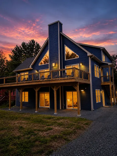 Magnificent 5 BR home in The Hideout - Image 1