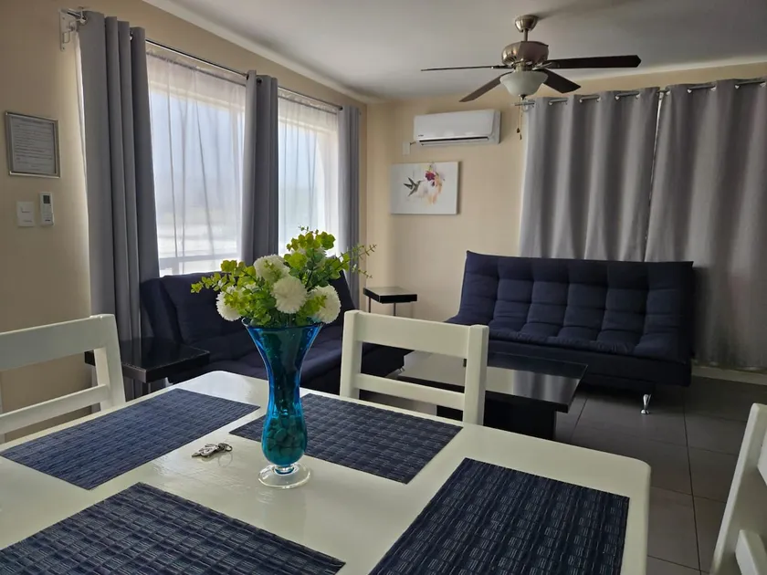 Private, functional and spotless accommodation - Image 1